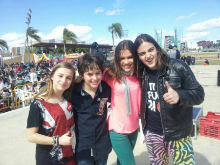 Que talento y que profesionalidad para ser tan jóvenes.. Gracias chicos!